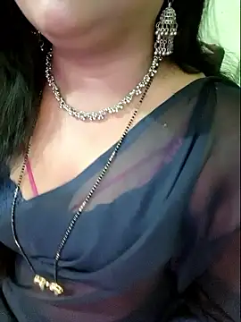 NEHA-DESHI online show from December 5, 2025, 8:39 pm