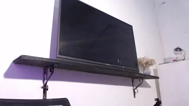 bix couples online show from November 8, 2025, 3:10 am