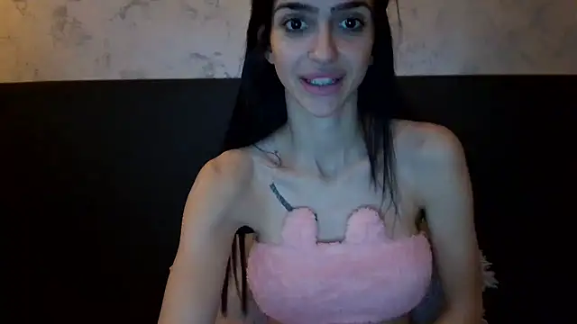 exotic brunettee online show from December 27, 2024, 1:28 pm