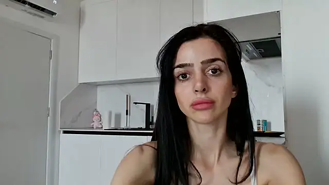 exotic brunettee online show from March 14, 2025, 12:40 pm