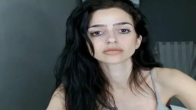 exotic brunettee online show from December 3, 2024, 2:55 pm