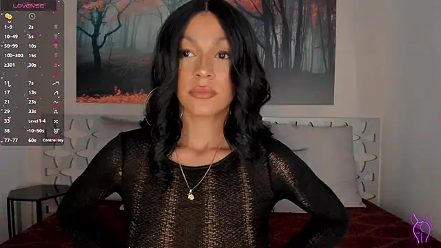 Snapshot of LunaRuso chatting on March 9, 2025, 11:03 pm LunaRuso online show from March 9, 2025, 11:03 pm