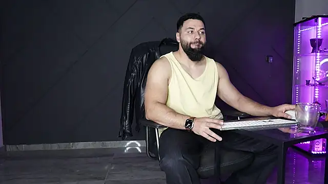 mattmasterss online show from April 13, 2026, 10:58 pm