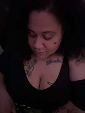 Snapshot of Juicyjordie chatting on May 8, 2026, 5:22 am Juicyjordie online show from May 8, 2026, 5:22 am