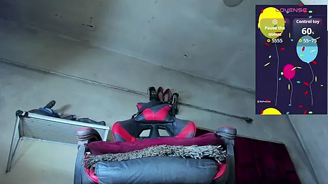 Trixy star horney online show from March 15, 2026, 9:44 pm