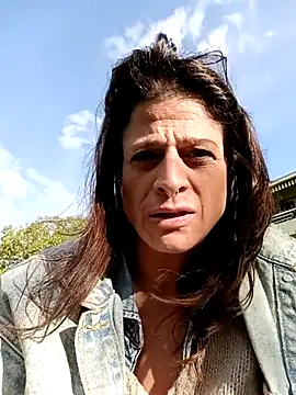 frenchsodomielover86 online show from April 23, 2026, 6:53 am