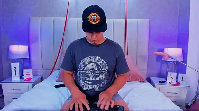 Liana Asaff online show from February 26, 2025, 12:09 am