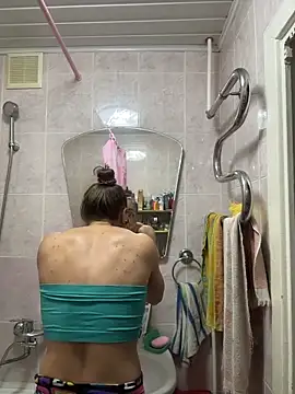 AlisaKissss online show from November 7, 2025, 7:40 pm