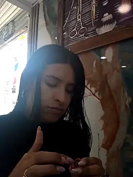 Snapshot of _elektrah chatting on December 19, 2025, 6:21 pm elektrah online show from December 19, 2025, 6:21 pm