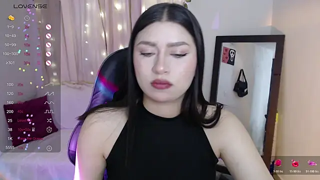 Snapshot of mily_thomson_b_ chatting on April 29, 2026, 11:55 pm mily thomson b online show from April 29, 2026, 11:55 pm