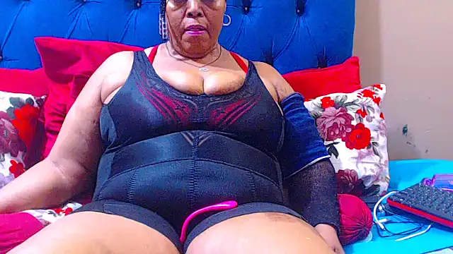 ebonycandy10 online show from October 10, 2025, 6:47 am