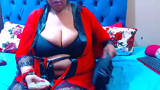 ebonycandy10 online show from October 27, 2025, 5:03 pm