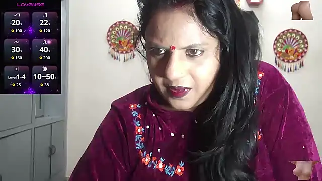 Sexy komolika online show from February 24, 2026, 3:02 pm