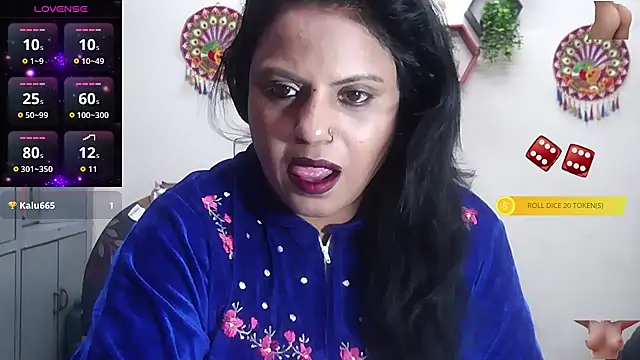 Sexy komolika online show from November 14, 2025, 1:48 pm