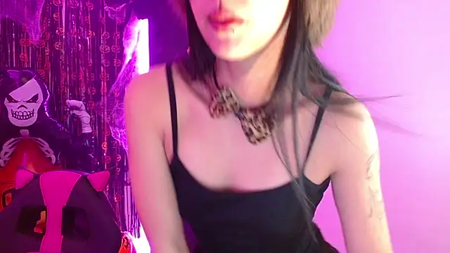 Kind Scarlett online show from October 29, 2025, 2:54 am