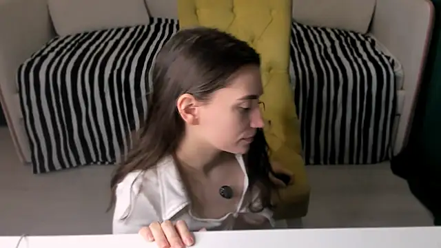 Snapshot of pussyhome2407 chatting on October 19, 2025, 8:22 pm pussyhome2407 online show from October 19, 2025, 8:22 pm