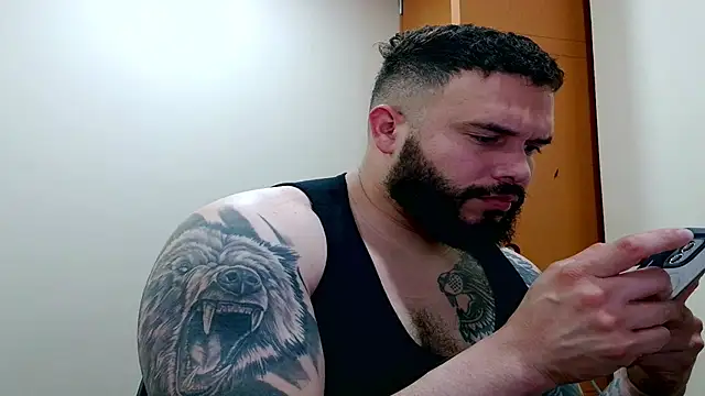 alexandergranda71 online show from October 12, 2025, 2:13 am