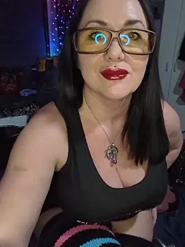 Snapshot of KinkyLittleWitch chatting on January 31, 2026, 9:13 pm KinkyLittleWitch online show from January 31, 2026, 9:13 pm