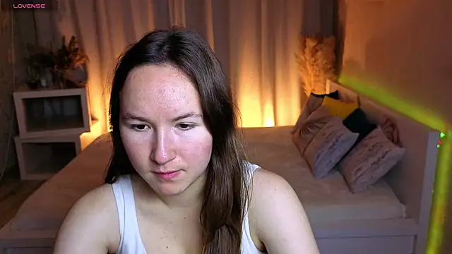 Snapshot of Little_doll_meow chatting on October 2, 2025, 2:48 am Little doll meow online show from October 2, 2025, 2:48 am