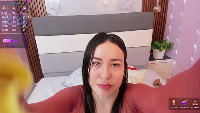 Snapshot of ETHANLOVE1 chatting on December 5, 2025, 4:11 am ETHANLOVE1 online show from December 5, 2025, 4:11 am