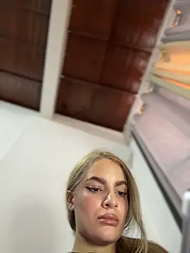 emiss  online show from November 19, 2025, 2:39 pm