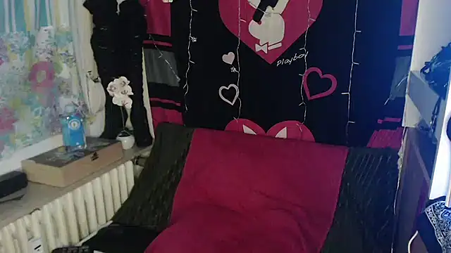 Harleyhot13061 online show from January 23, 2025, 9:29 pm