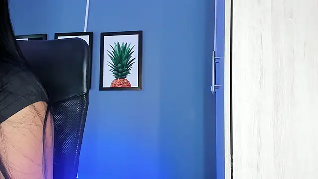 PaulinaDuarte online show from February 23, 2026, 12:39 pm