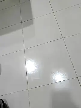 RajeshKumar133476 online show from March 6, 2025, 4:49 pm