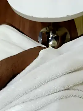 RajeshKumar133476 online show from February 25, 2025, 3:31 am