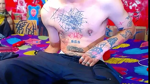 deivid estrada online show from November 4, 2025, 4:33 pm