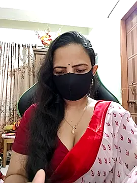 Payel-Sen online show from February 9, 2026, 7:01 pm