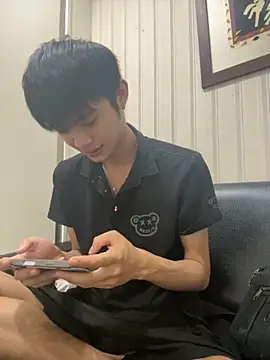 Snapshot of mumuowl chatting on November 6, 2025, 5:39 pm mumuowl online show from November 6, 2025, 5:39 pm