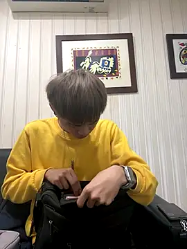 Snapshot of mumuowl chatting on November 26, 2025, 6:19 pm mumuowl online show from November 26, 2025, 6:19 pm