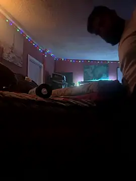 bigdickgio6923 online show from January 11, 2026, 1:23 am