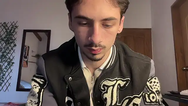 Snapshot of David_Brown18 chatting on November 27, 2025, 2:50 pm David Brown18 online show from November 27, 2025, 2:50 pm