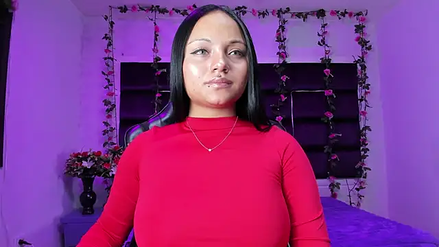 Snapshot of sweelanna__ chatting on February 3, 2026, 1:38 am sweelanna online show from February 3, 2026, 1:38 am