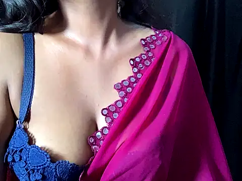 Sexy trisha  7 online show from October 8, 2025, 11:12 am