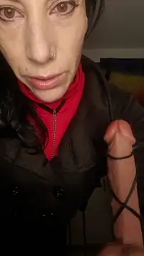 freyamoret online show from December 18, 2025, 4:50 am