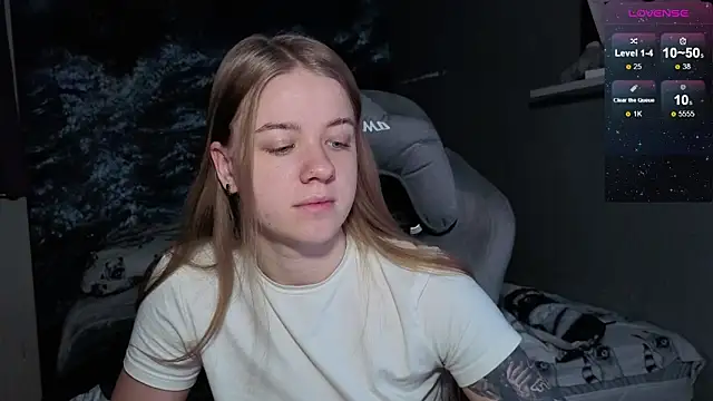 candy maggie online show from December 17, 2025, 1:16 pm