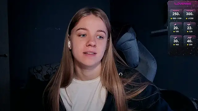 candy maggie online show from October 30, 2025, 5:43 pm