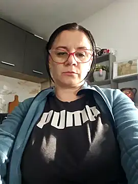 KristenVega online show from March 15, 2026, 1:40 pm