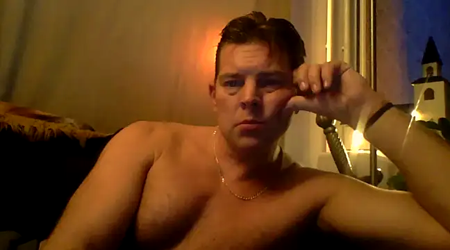 Teddan82 online show from December 14, 2024, 9:40 am