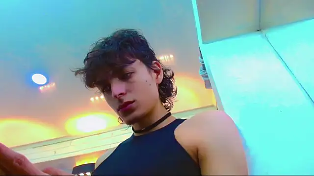 Snapshot of Sr_BonnyEthan chatting on November 30, 2025, 1:56 pm Sr BonnyEthan online show from November 30, 2025, 1:56 pm