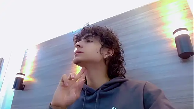 Sr BonnyEthan online show from March 14, 2026, 12:55 pm