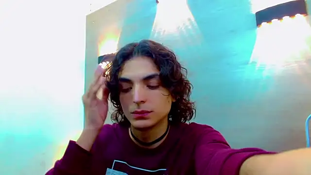 Snapshot of Sr_BonnyEthan chatting on November 12, 2025, 1:48 pm Sr BonnyEthan online show from November 12, 2025, 1:48 pm