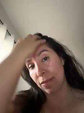 emely sexx20 online show from February 25, 2026, 10:20 pm