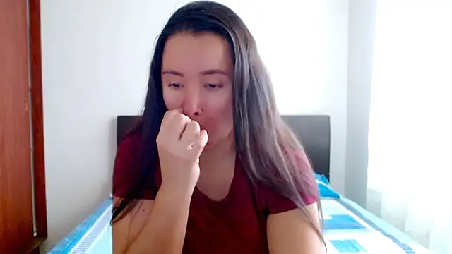 Snapshot of emely_sexx20 chatting on October 21, 2025, 1:32 pm emely sexx20 online show from October 21, 2025, 1:32 pm