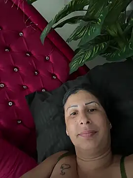 Angelicvill online show from November 30, 2025, 9:04 pm