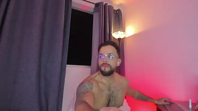 jacob stud18  online show from April 10, 2026, 1:01 am