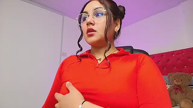 Snapshot of ashlei_ chatting on February 20, 2026, 11:28 pm ashlei online show from February 20, 2026, 11:28 pm